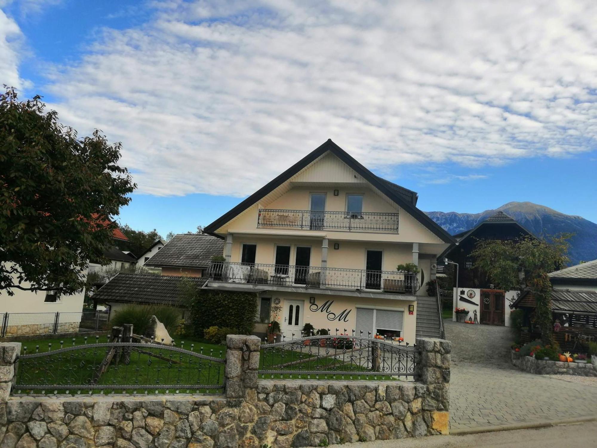 Barn House Mm Appartement Bled Buitenkant foto